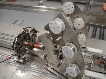 SuperNemo wiring robot